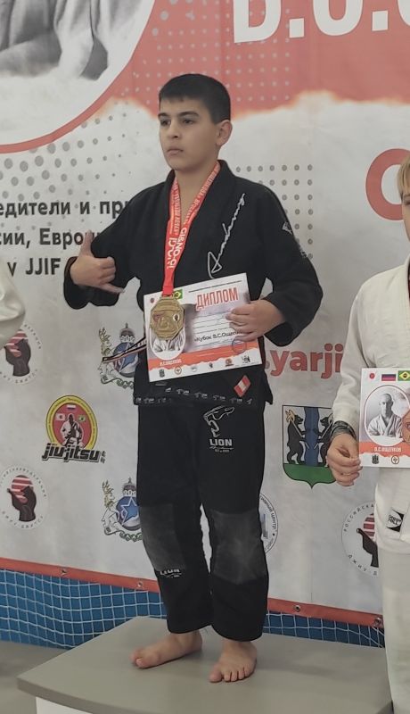 Поздравляем с Днём Рождения Юсифа Ибрагимова! Желаем Ему Здоровья и Успехов в Учёбе и Спорте!