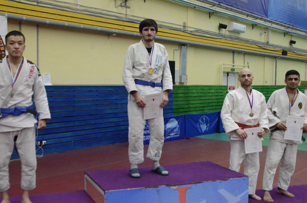 Поздравляем Эраджа Рахимова, завоевавшего бронзу Чемпионата России по джиу-джитсу в ве-